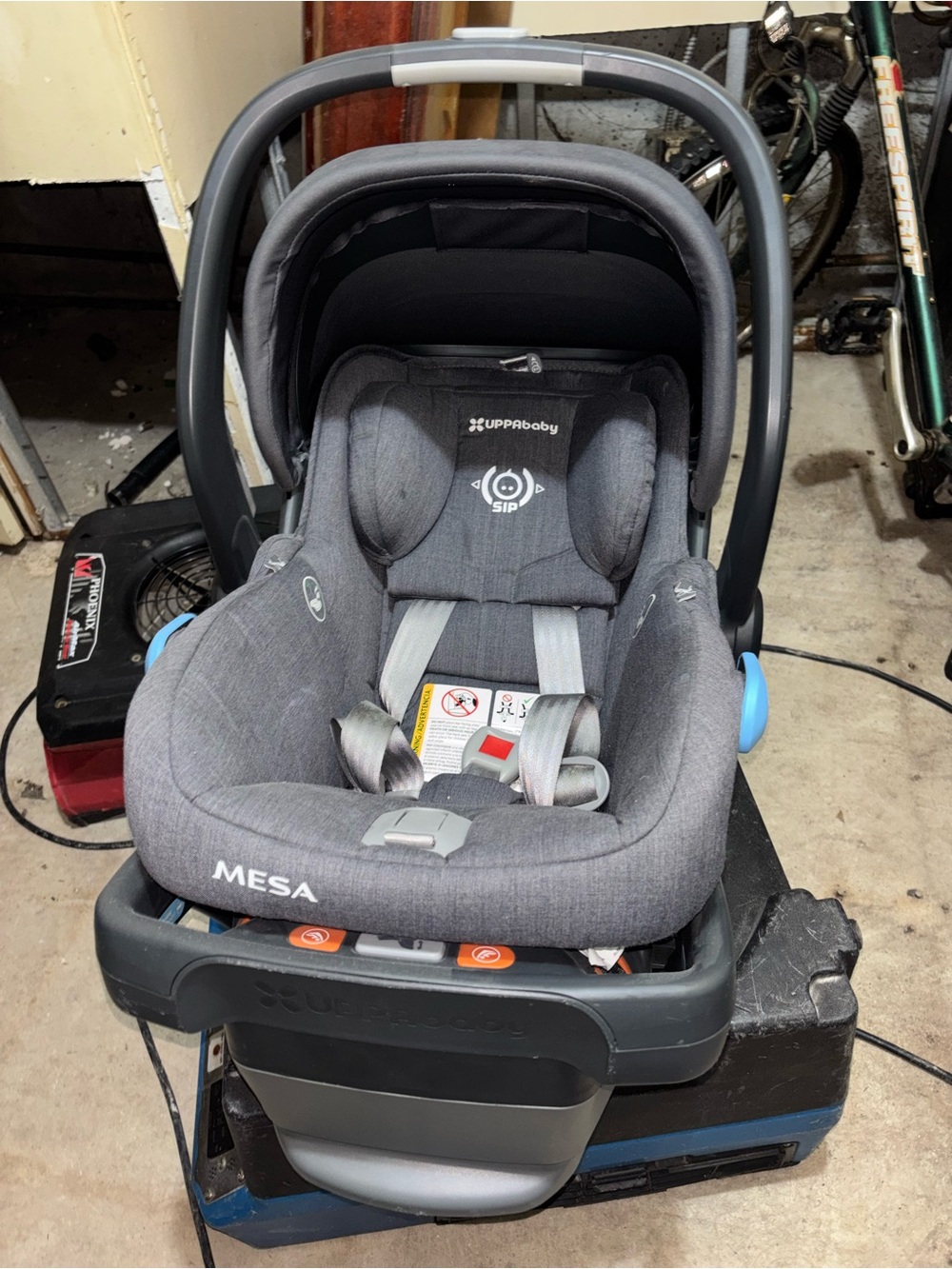 Uppa baby Infant Car Seat and base - Gray
